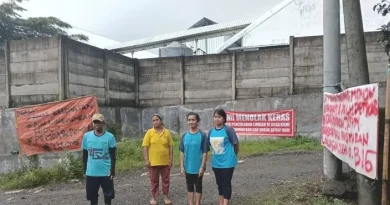 Tak Kunjung Usai Bau Busuk, Warga Blitar Desak Tutup Peternakan Ayam Bumi Indah