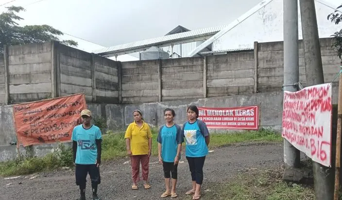 Tak Kunjung Usai Bau Busuk, Warga Blitar Desak Tutup Peternakan Ayam Bumi Indah