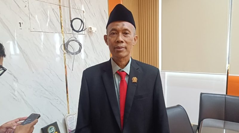 Pedagang Kuliner Jatim Tercekik Harga Plastik, DPRD Desak Pemerintah Gerak Cepat