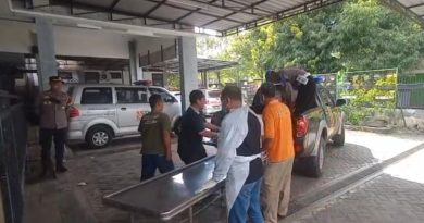 Heboh Penemuan Jasad Pria di Sungai Jombang, Leher dan Pipi Berluka