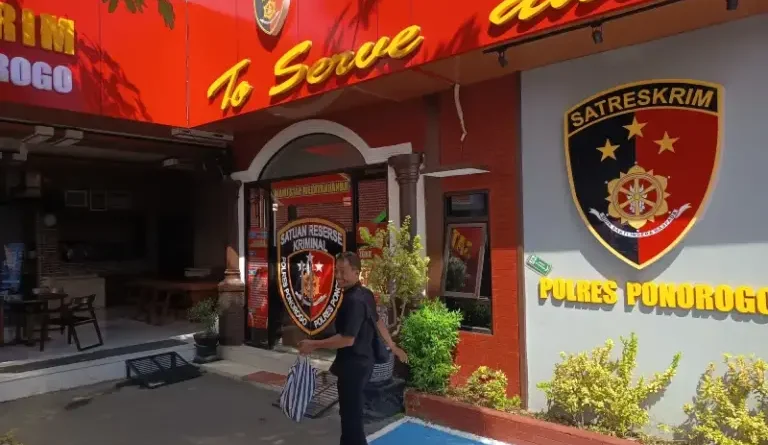 Puluhan Santri Laki di Ponorogo Lapor Polisi, Kiai Ponpes Diduga Lakukan Pelecehan Seksual