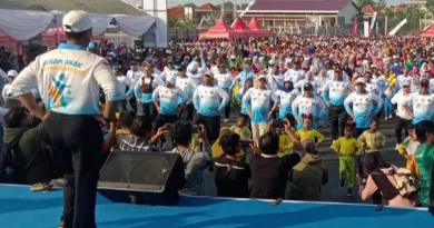 Rekor MURI untuk Senam Masal Anak Indonesia Hebat di Pamekasan bersama Menteri Abdul Mu'ti