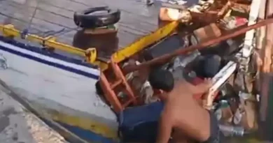 Diduga Kelebihan Muatan, Kapal BUMDes Bahari Makmur Tenggelam di Perairan Probolinggo