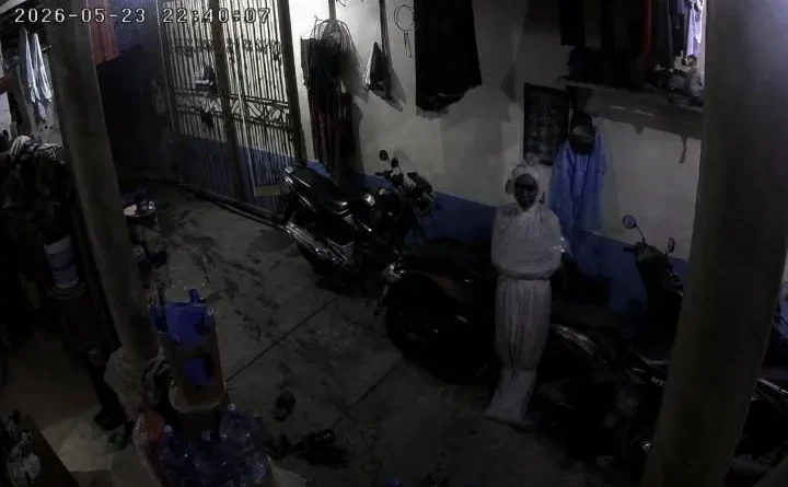 teror pocong surabaya