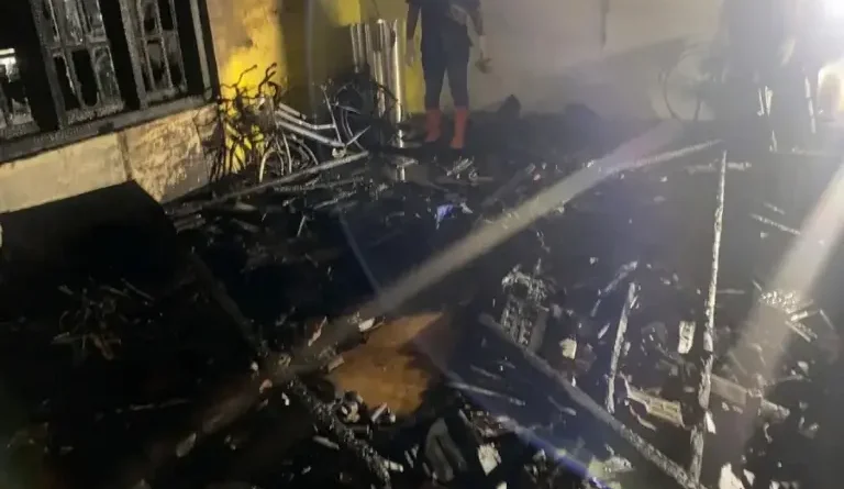 Rumah di Kebonsari Madiun Terbakar, Kerugian Capai Rp150 Juta