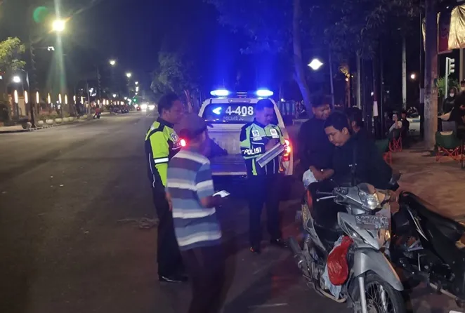 Tabrakan Dua Honda Revo di Jombang, Edy Setyawan Luka dan Dirawat di RSUD