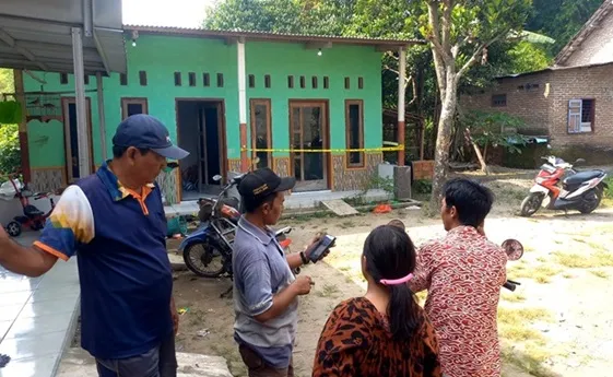 Wanita Ditemukan Tewas di Kos Jogoroto Jombang, Diduga Dianiaya Kakak Kandung