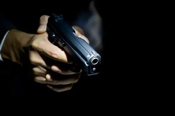 Dituduh Curi Sandal, Pria di Sampang Ditembak di Kaki, Polisi Selidiki