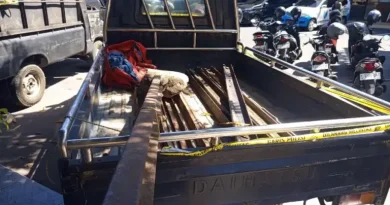 2 Pencuri 6 Potong Rel Kereta di Lumajang Ditangkap, Penadah Juga Dibekuk