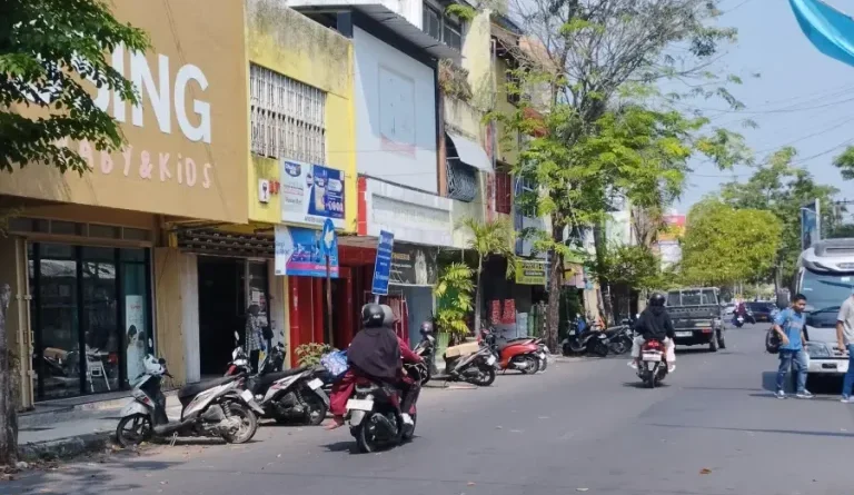 Lamongan Beralih ke Parkir Digital, Bayar Cukup Scan QRIS